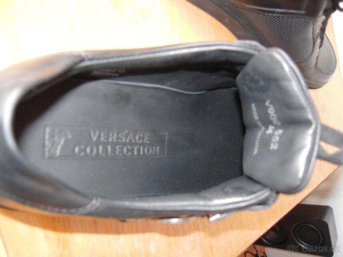 Versace collection-V900 552. - 3