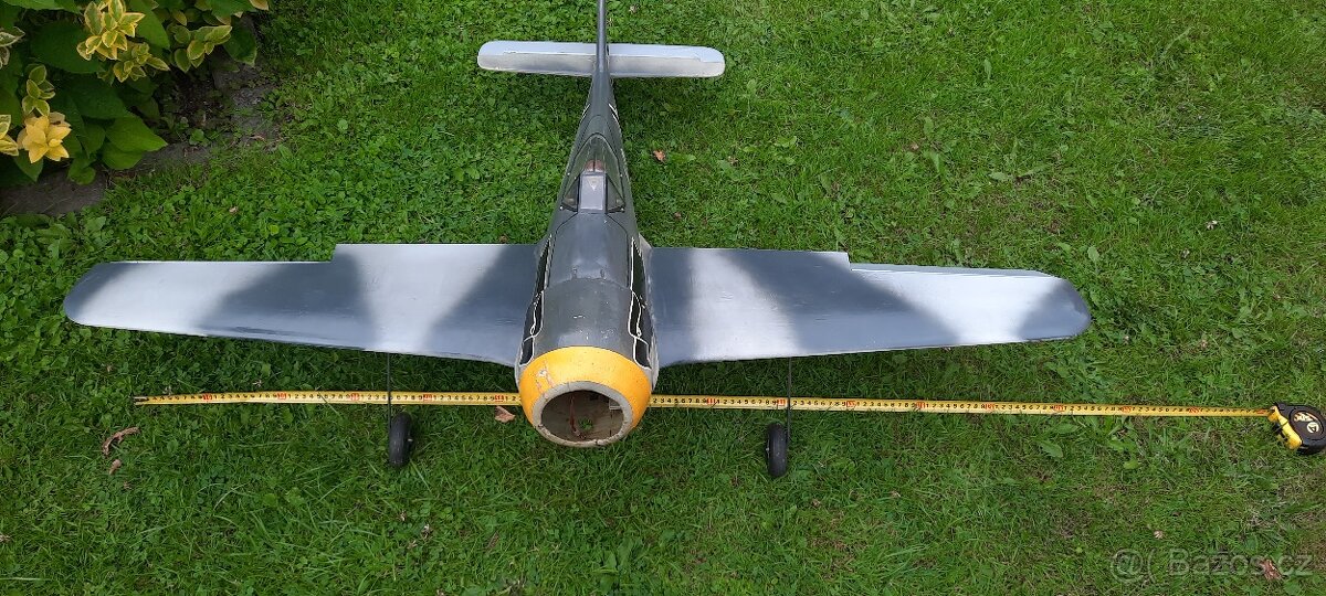 Maketa Focke-Wulf Fw 190 - 3