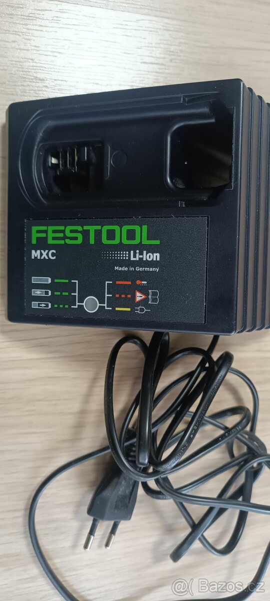 FESTOOL - 2x baterie + úhlový nástavec + nabíječku - 3