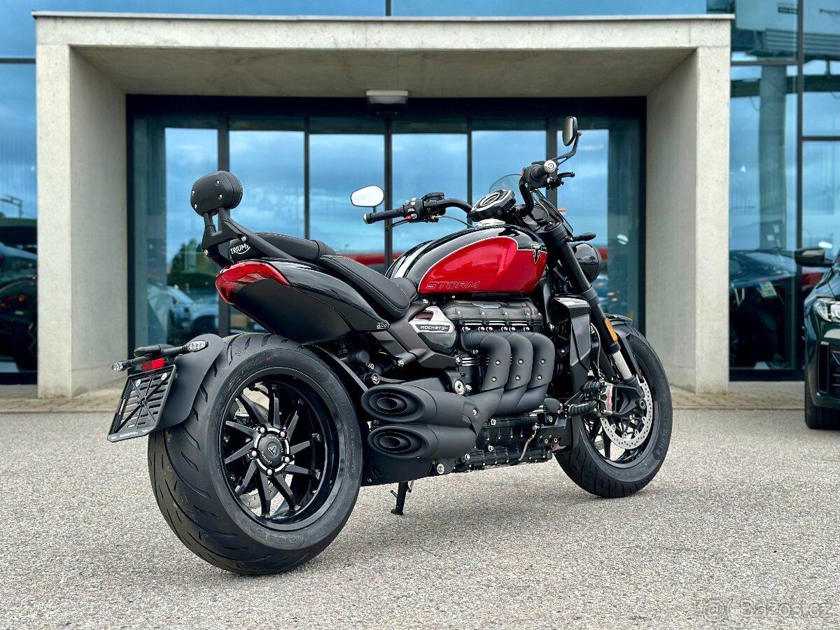 Nový Triumph Rocket 3 GT STORM Akce sleva 50000 a Quickshift - 3