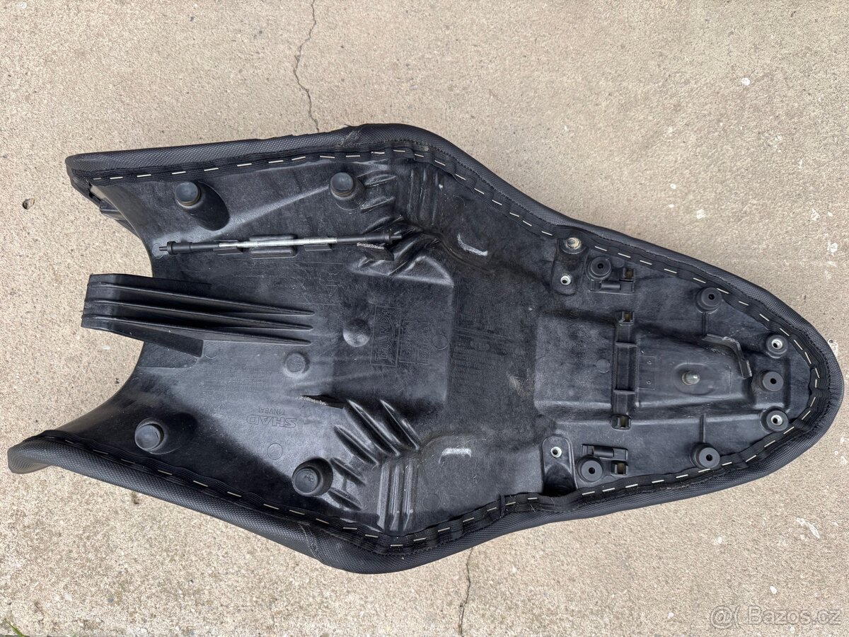 Sedlo Triumph Speed triple 1050 - 3