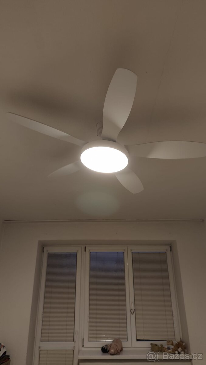 Stropní svítidlo s ventilátorem Maia - 3