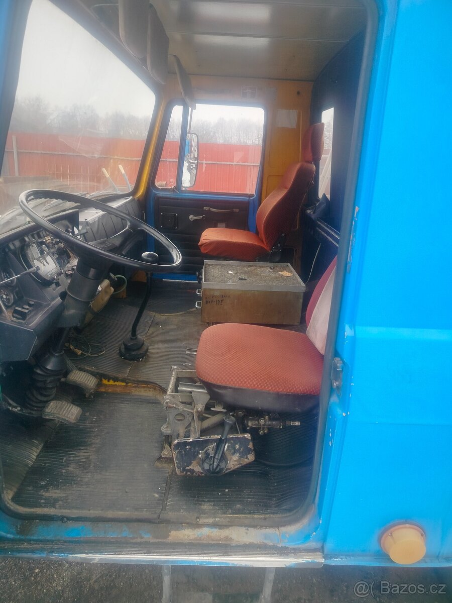 autojeřáb Tatra T815 ČKD AD28 - 3