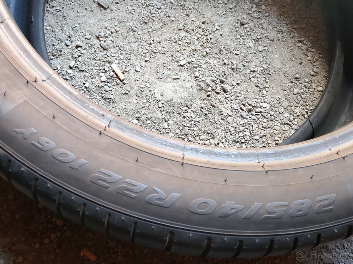 285/40/22+325/35/22 Pirelli - letní pneu 4ks - 3