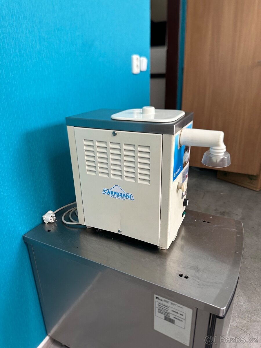 Výrobník slehacky CARPIGIANI - 3