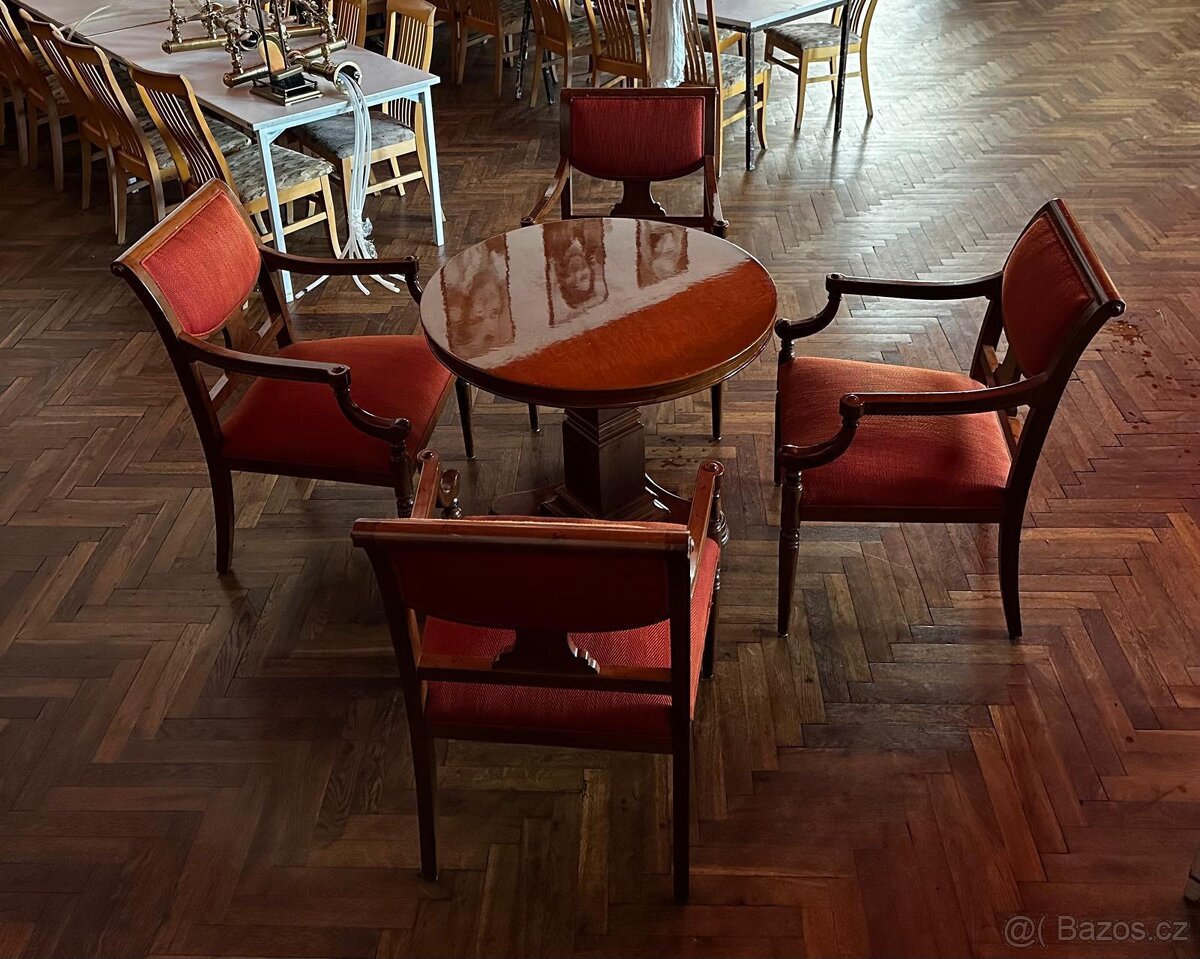Prodám set 4 křesla + stůl - 3