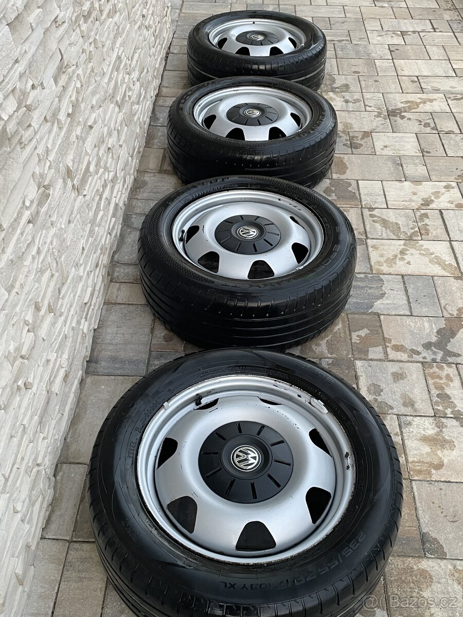 VW T5 T6 T6.1 plechové disky pneu 235/55 R17 Transporter - 3