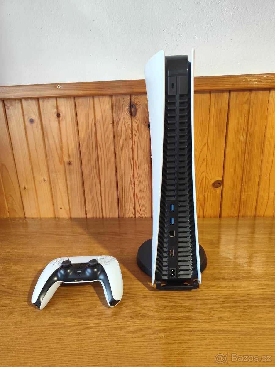 PS5 digitál edition CFi 1016B - 3