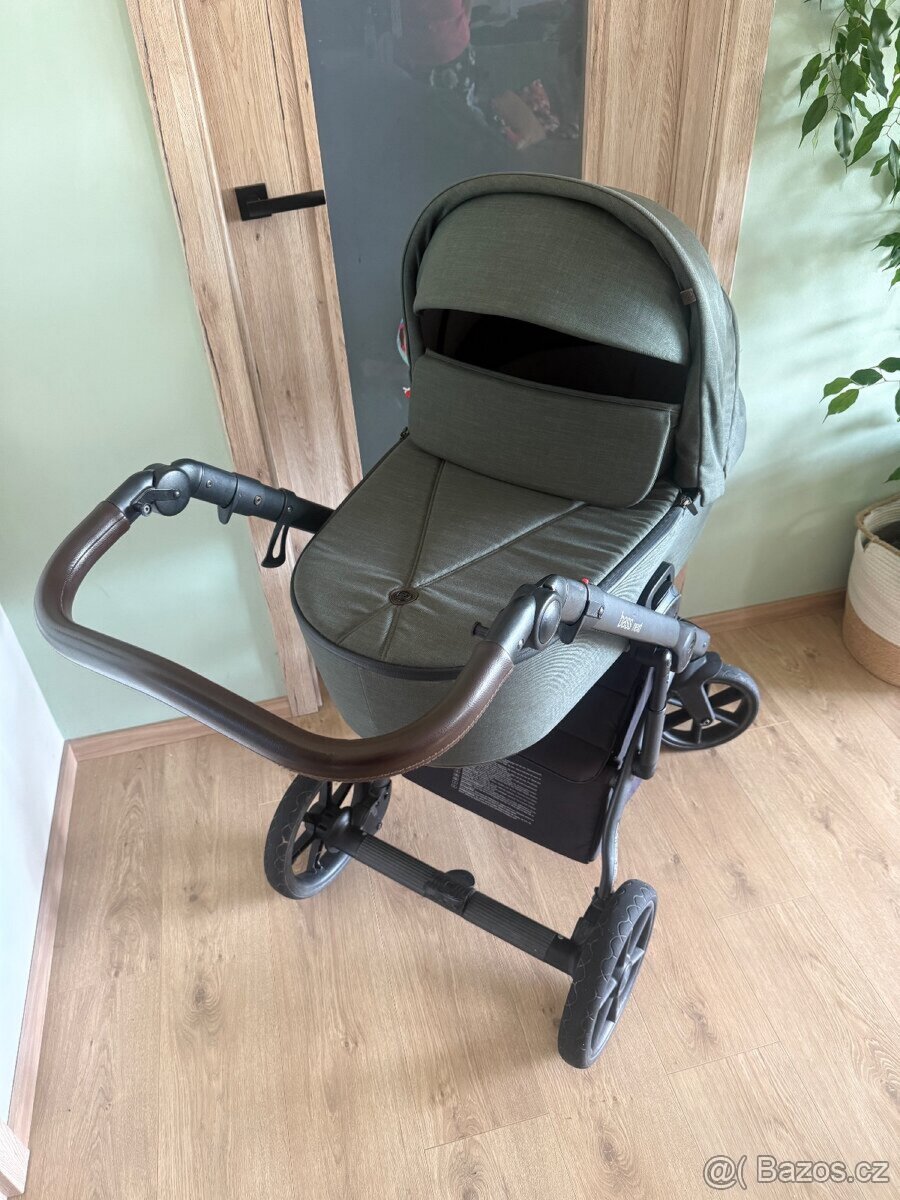 Kočárek Roan bass next - 3