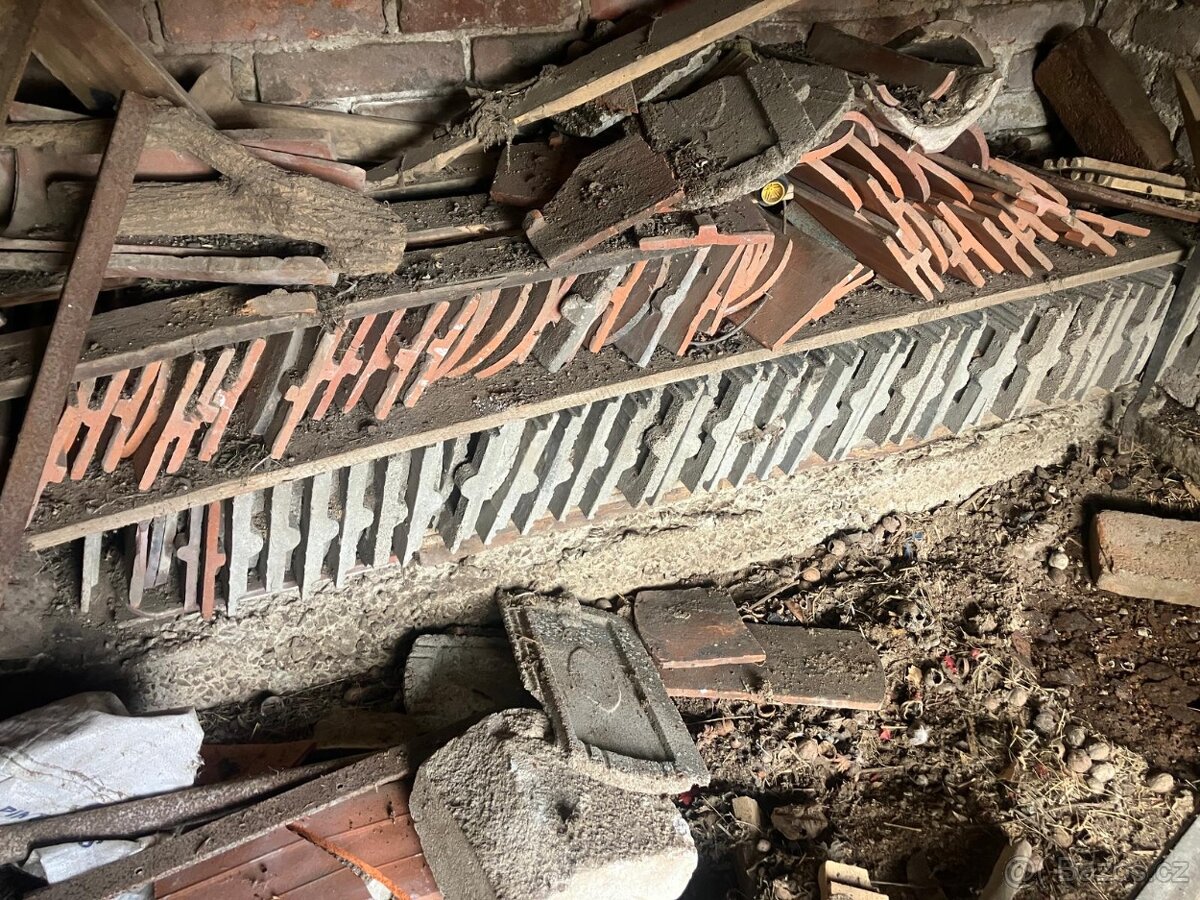 Tašky bobrovky 2,-Kč/ks, Betonové tašky - 3