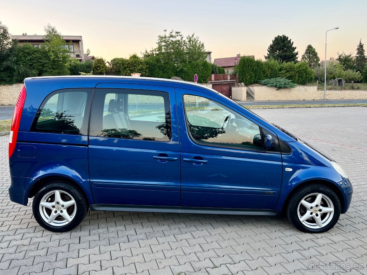 Mercedes-Benz Vaneo, 1.9i 92kW Imagination - 3