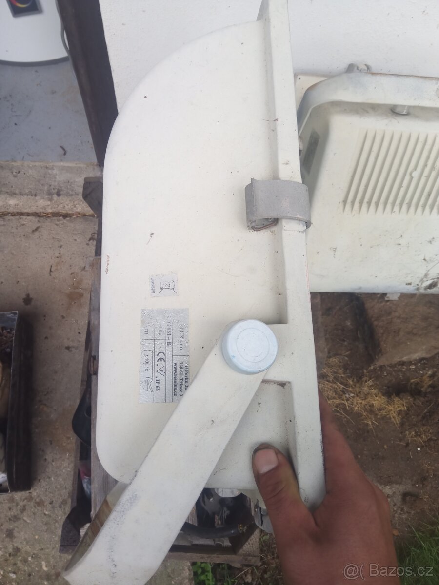 Výbojkové svítidlo - 3