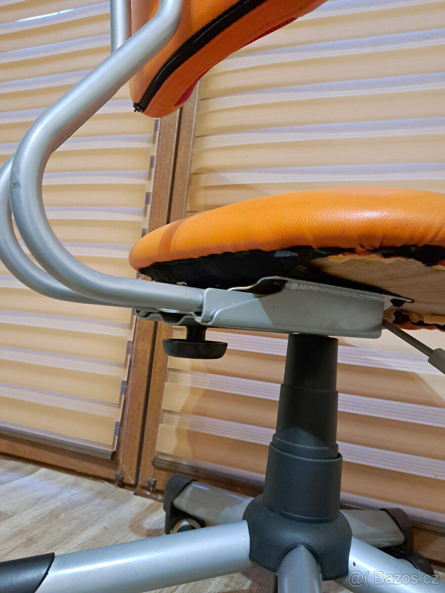 Dětská židle k psacímu stolu - 3