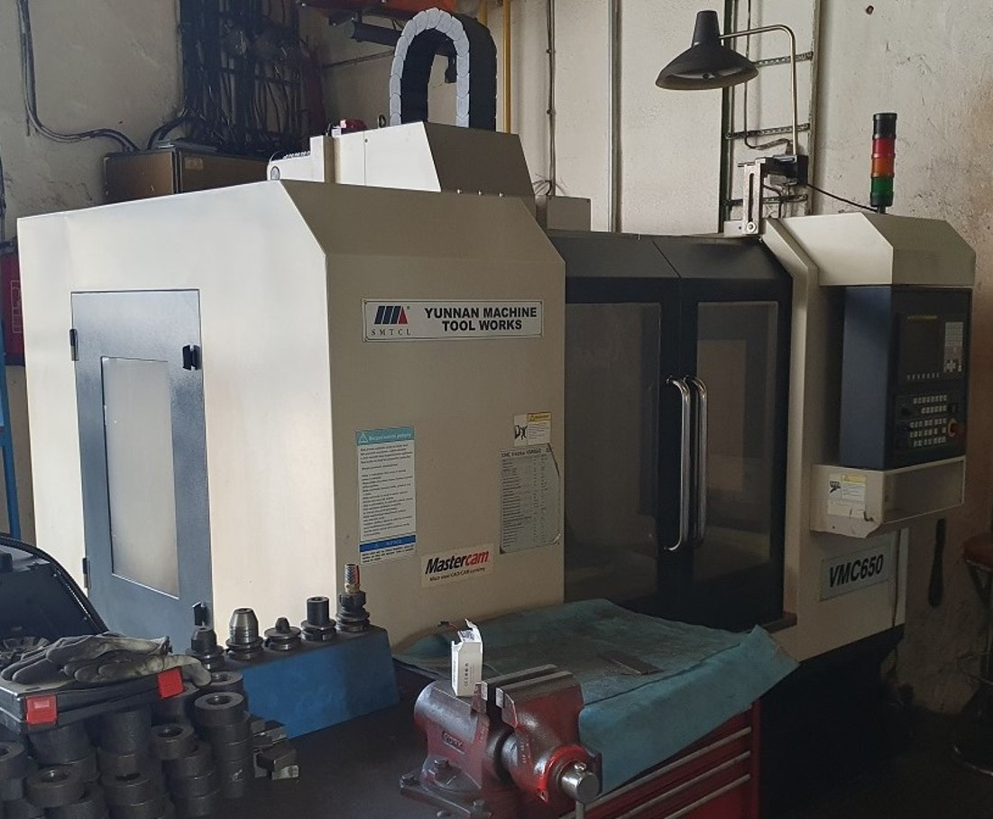 Vertikální obráběcí centrum VMC 650 - 3