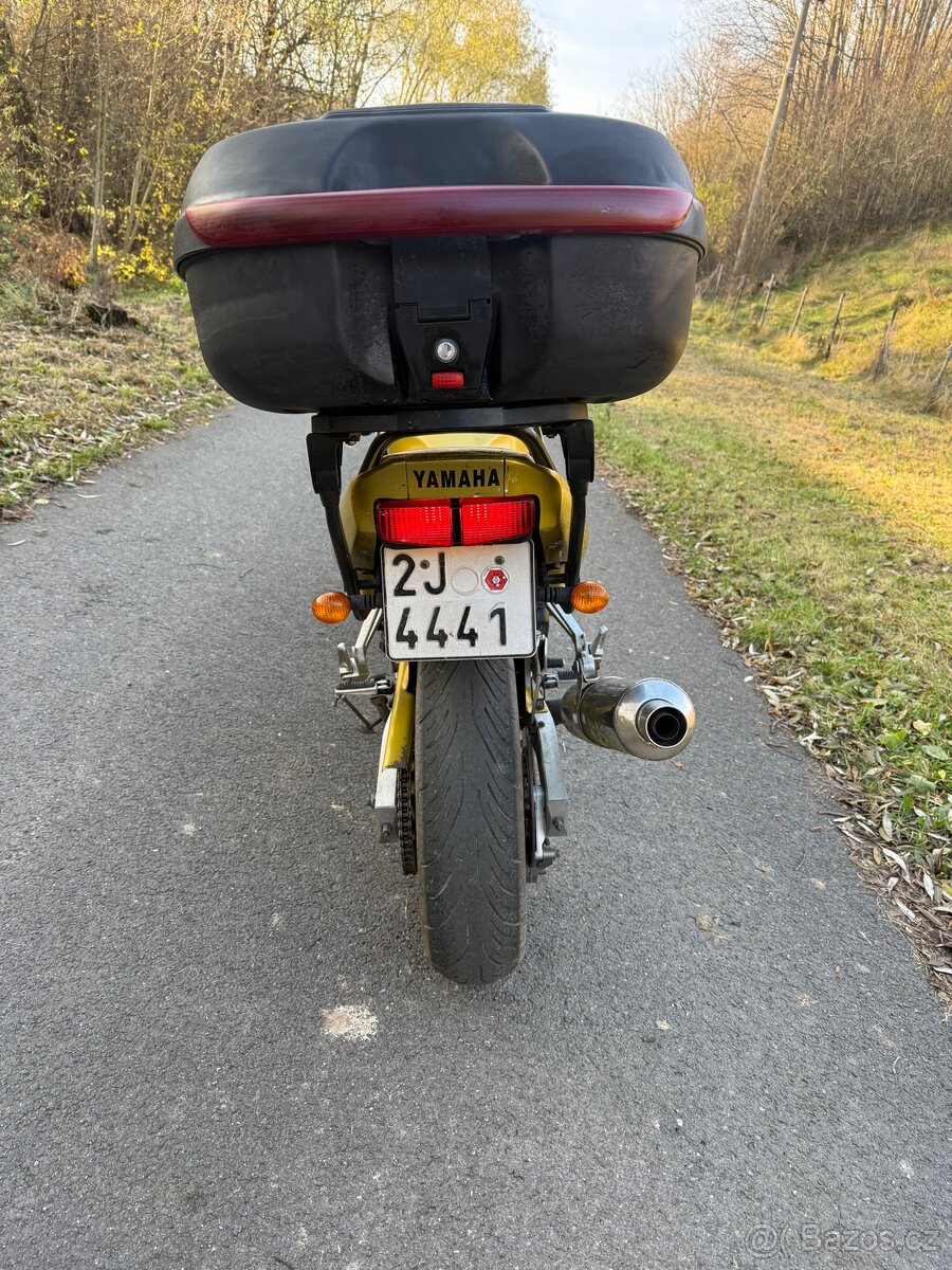 Yamaha Fazer 600 - 3