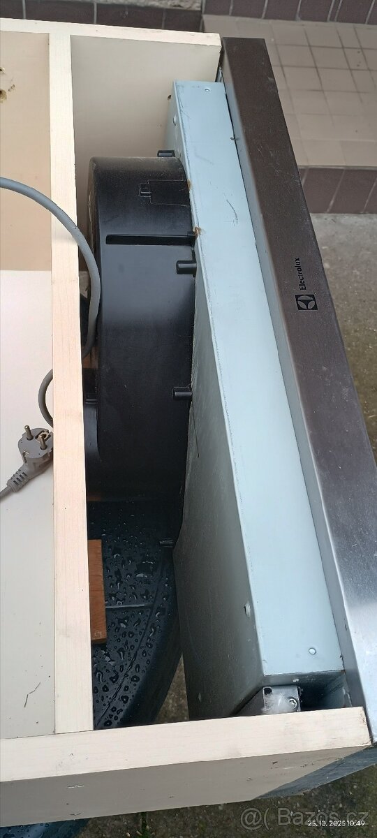 Kuchyňská digestoř - 3