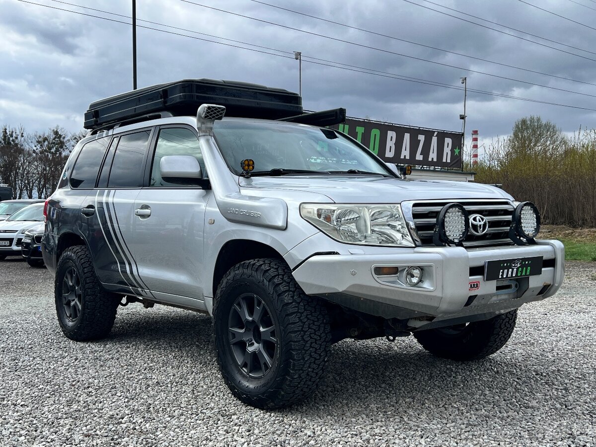Toyota LandCruiser 200 4.5D