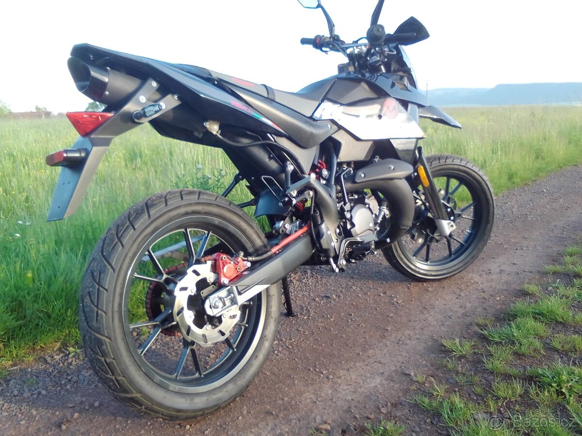 Malaguti supermotard xsm 50 - nový motorcykl