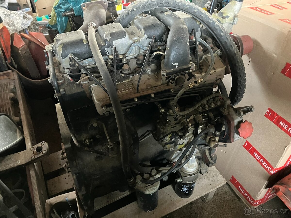 Motor na Zetor 8540, případně blok s klikou na 10540 - 3