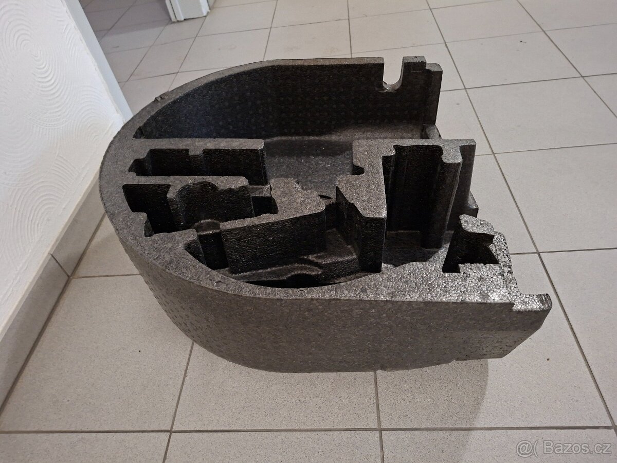 Poystyrenová vkladka do kufru VW Polo 6R - 3