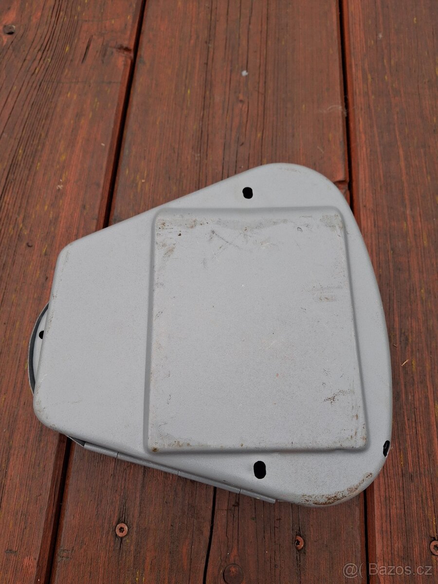 kastlík pérák bateriový - 3