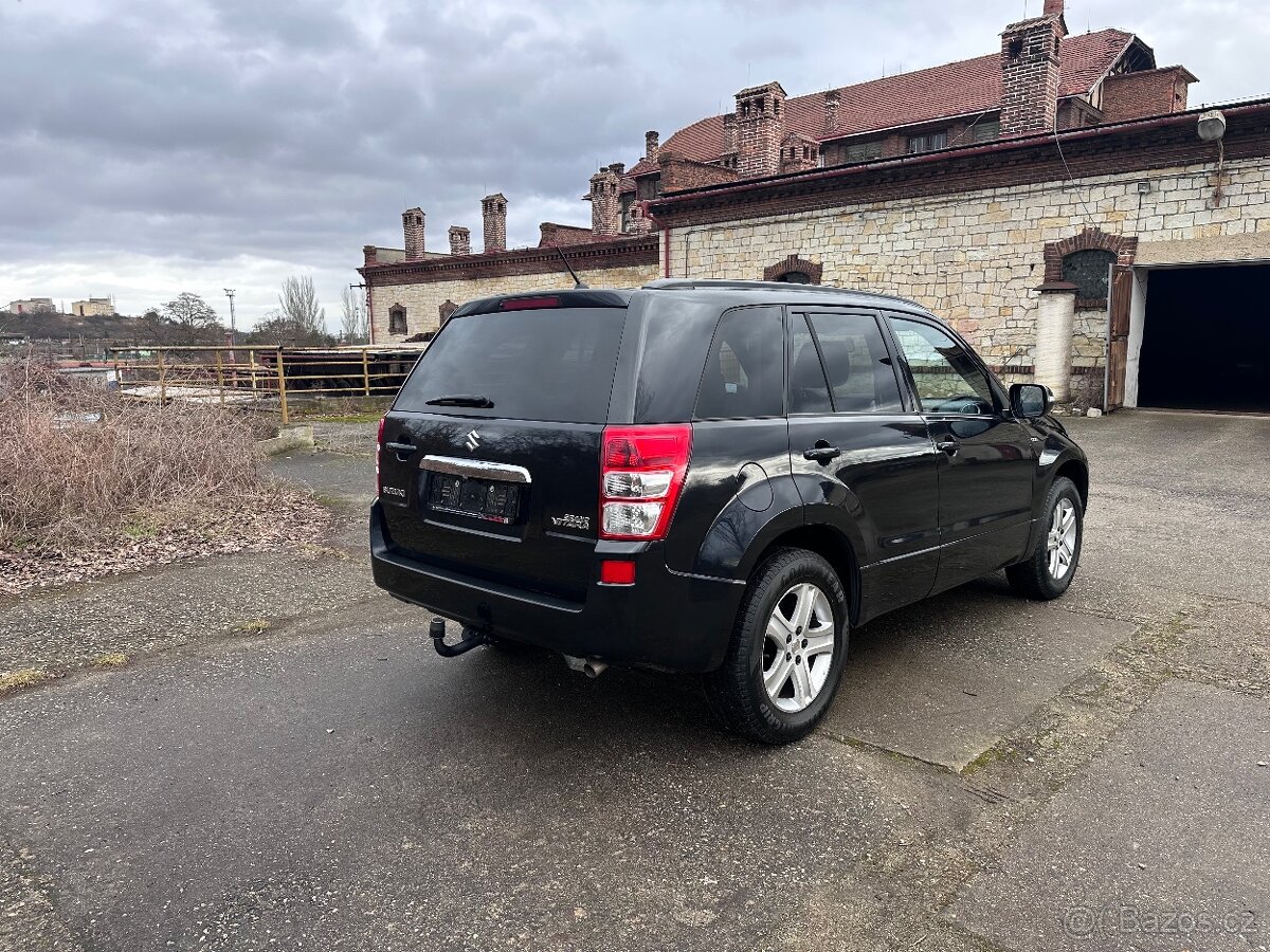 Suzuki Grand VITARA 1,9DDiS 95kw 4x4 - 3