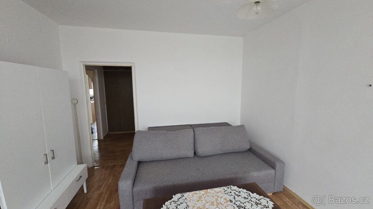 Byt 2+1, balkon, 63 m2 - 3