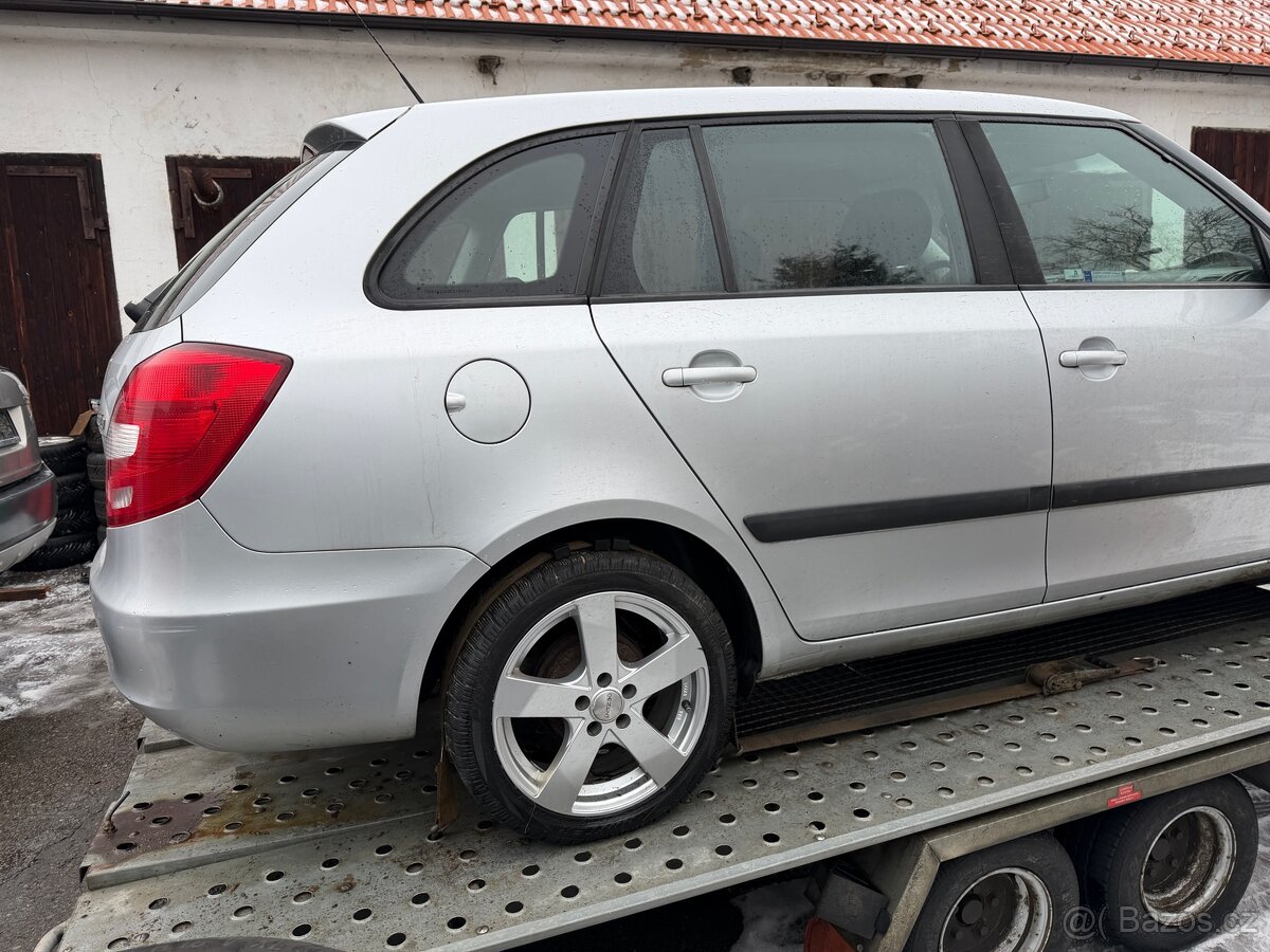 Škoda Fabia 2 combi LA7W - 3