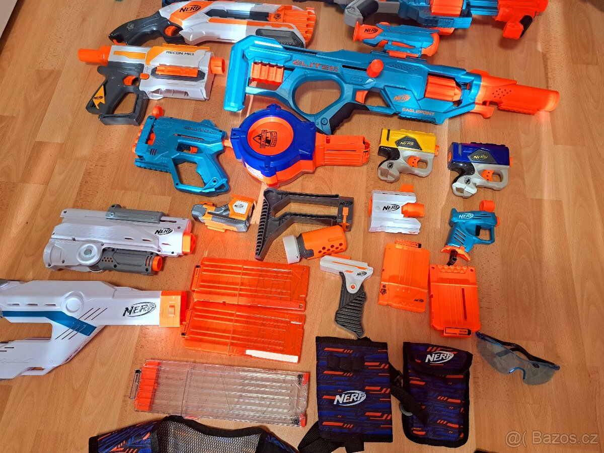 Prodám sbírku pistolí Nerf - 3