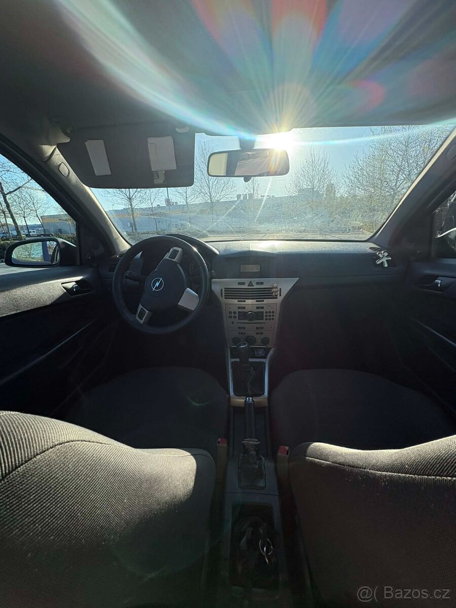 Opel Astra H - 3