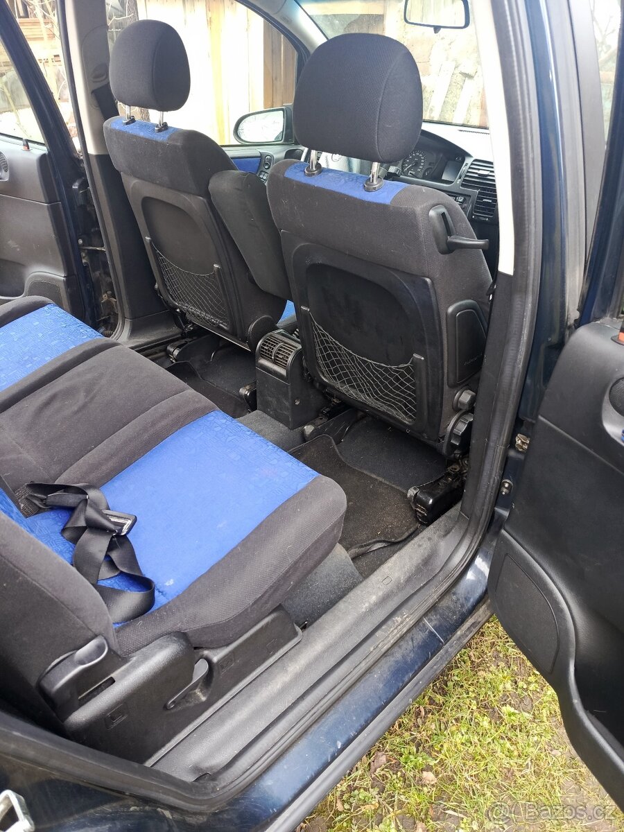 Opel Zafira - 3