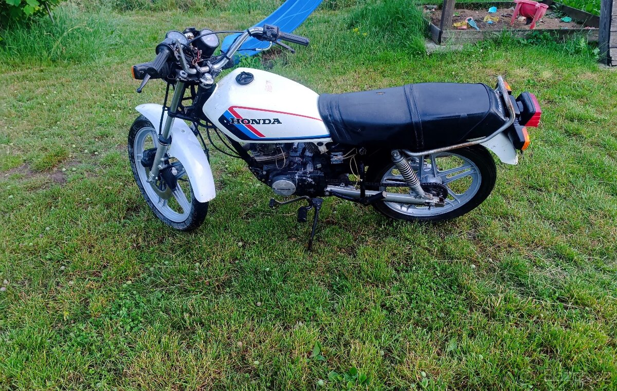 Honda 125 - 3