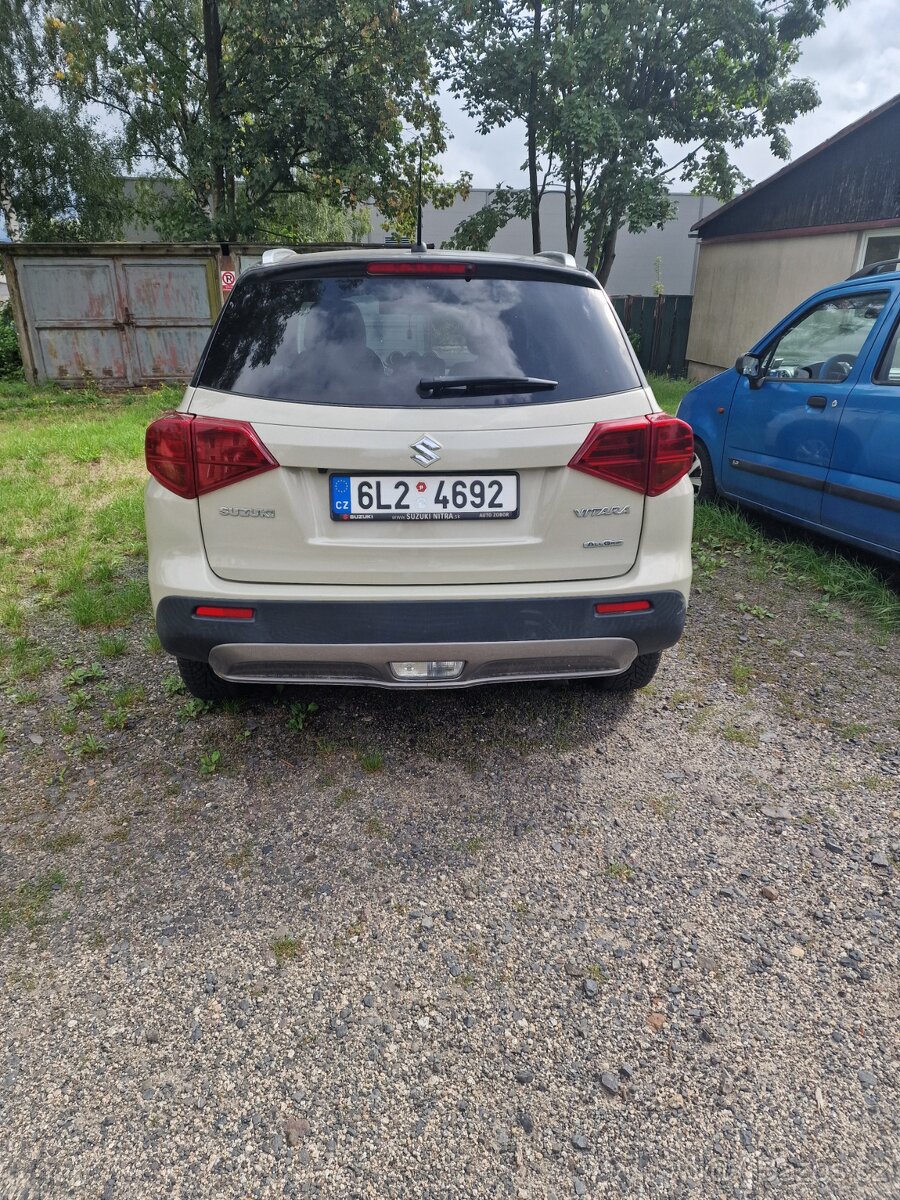 Prodám Suzuki Vitara, najeto cca 66000 km - 3
