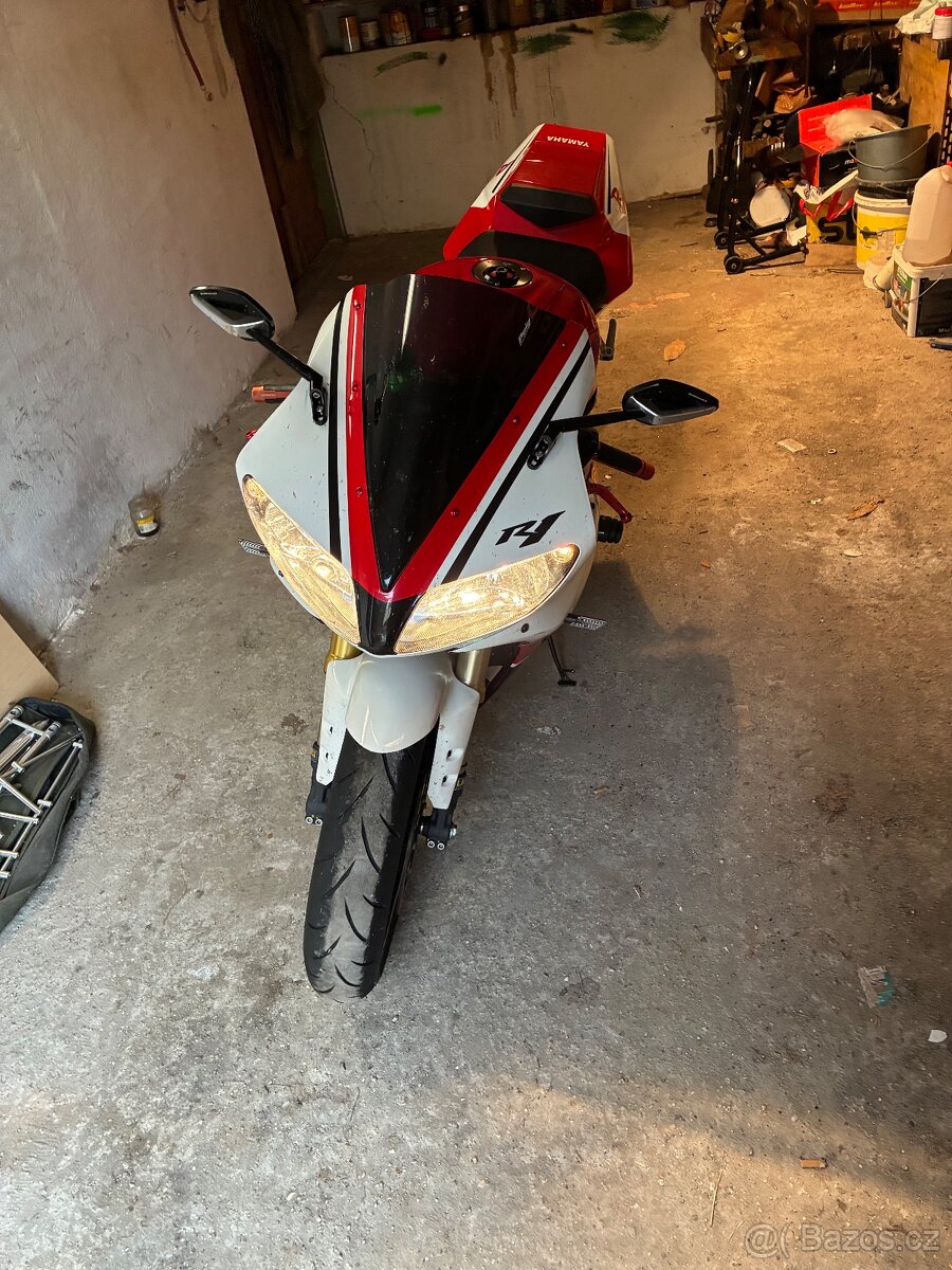 Yamaha YZF-R1 rn09 - 3