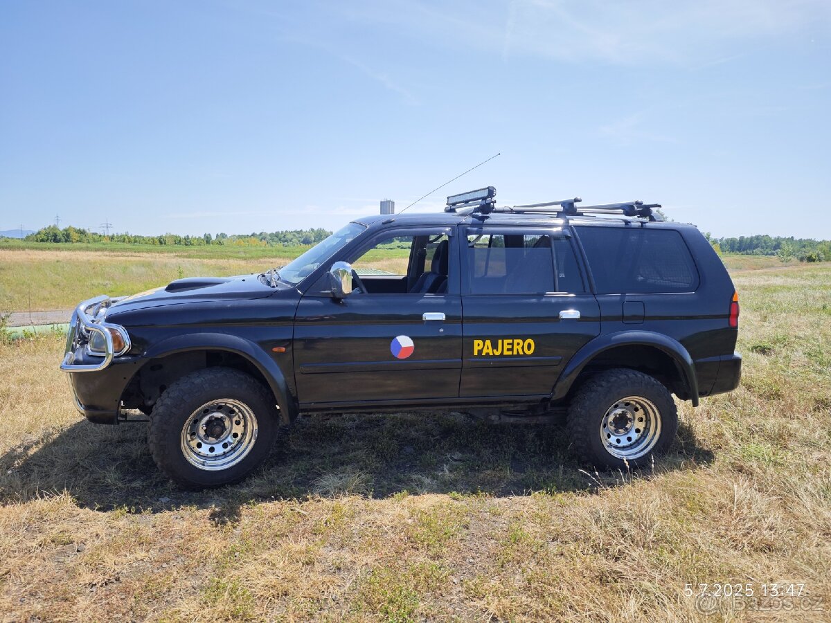 Mitsubishi Pajero Sport 2.5TD