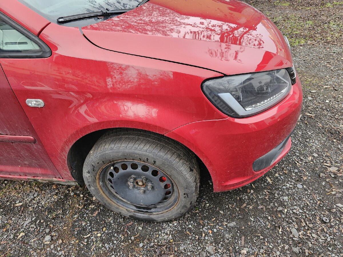 Přední část vozu, předek VW Caddy IV - 3