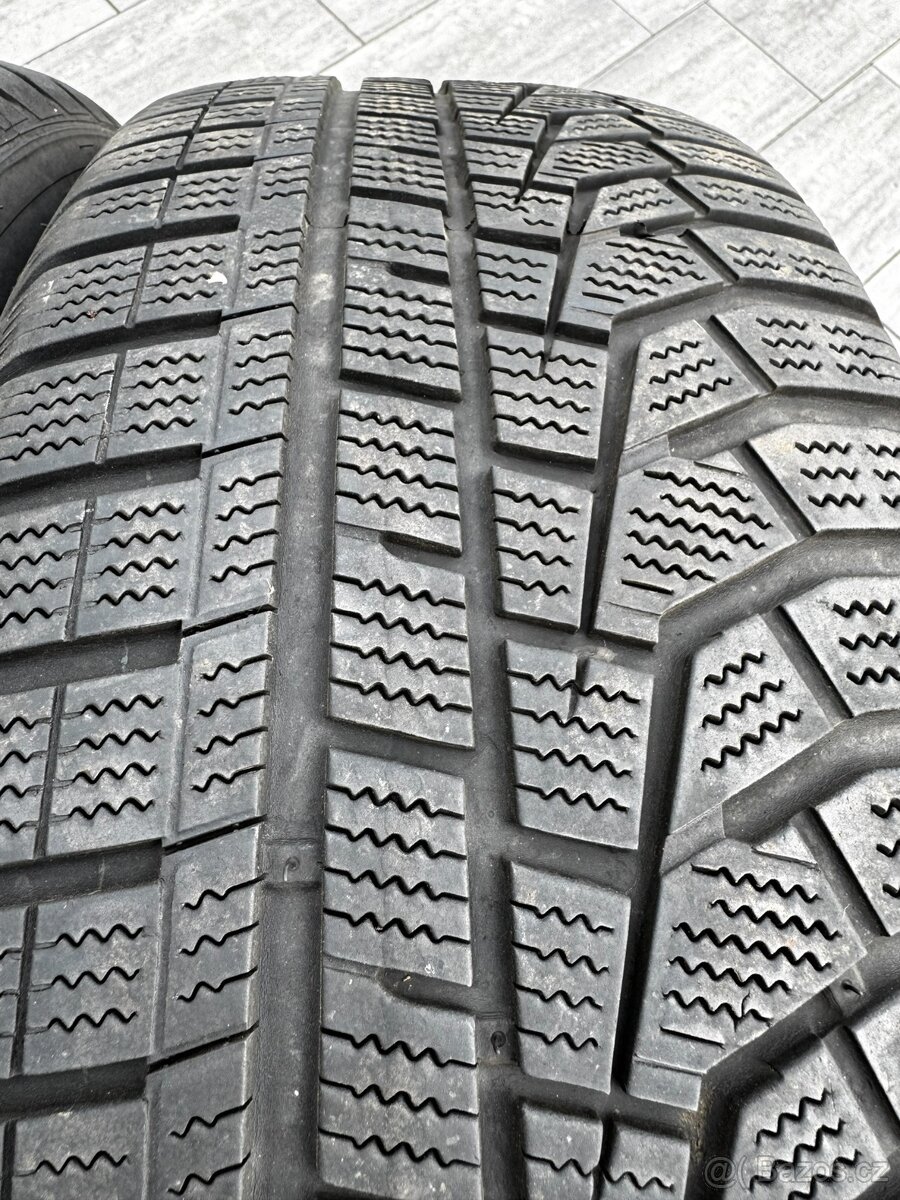 ZImní pneu 225/60/18 Hankook 2ks - 3