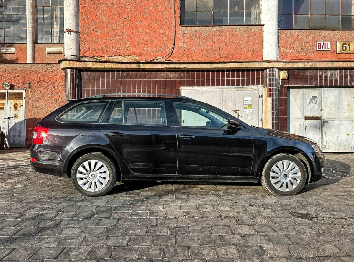 Škoda Octavia Combi 1.6 TDI 110k Active - 3