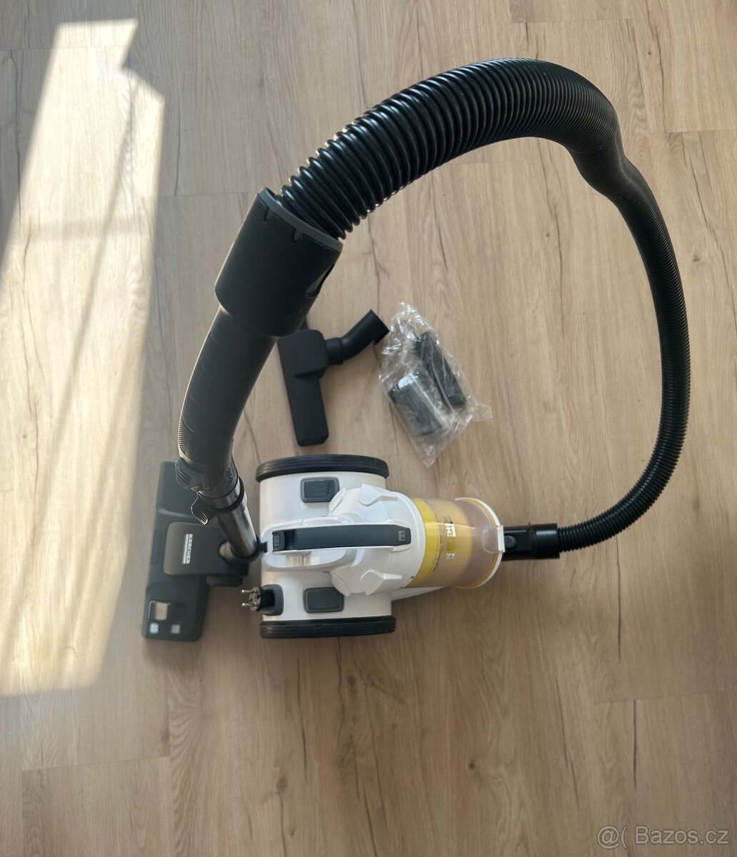 Vysavač zn. Kärcher - 3