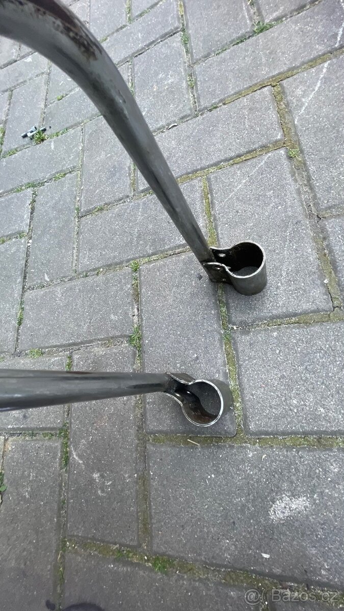 Puch výztuha - 3