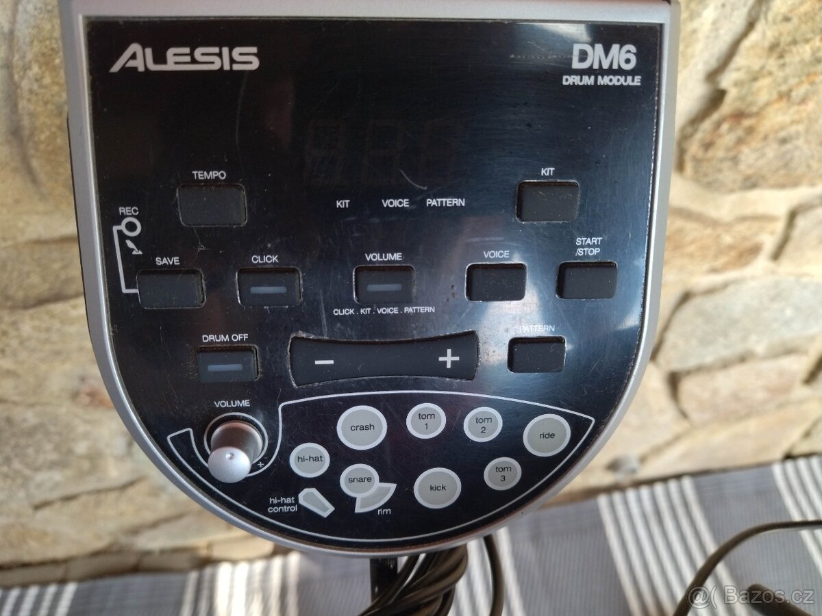 Elektrické bicí Alesis DM6 - 3