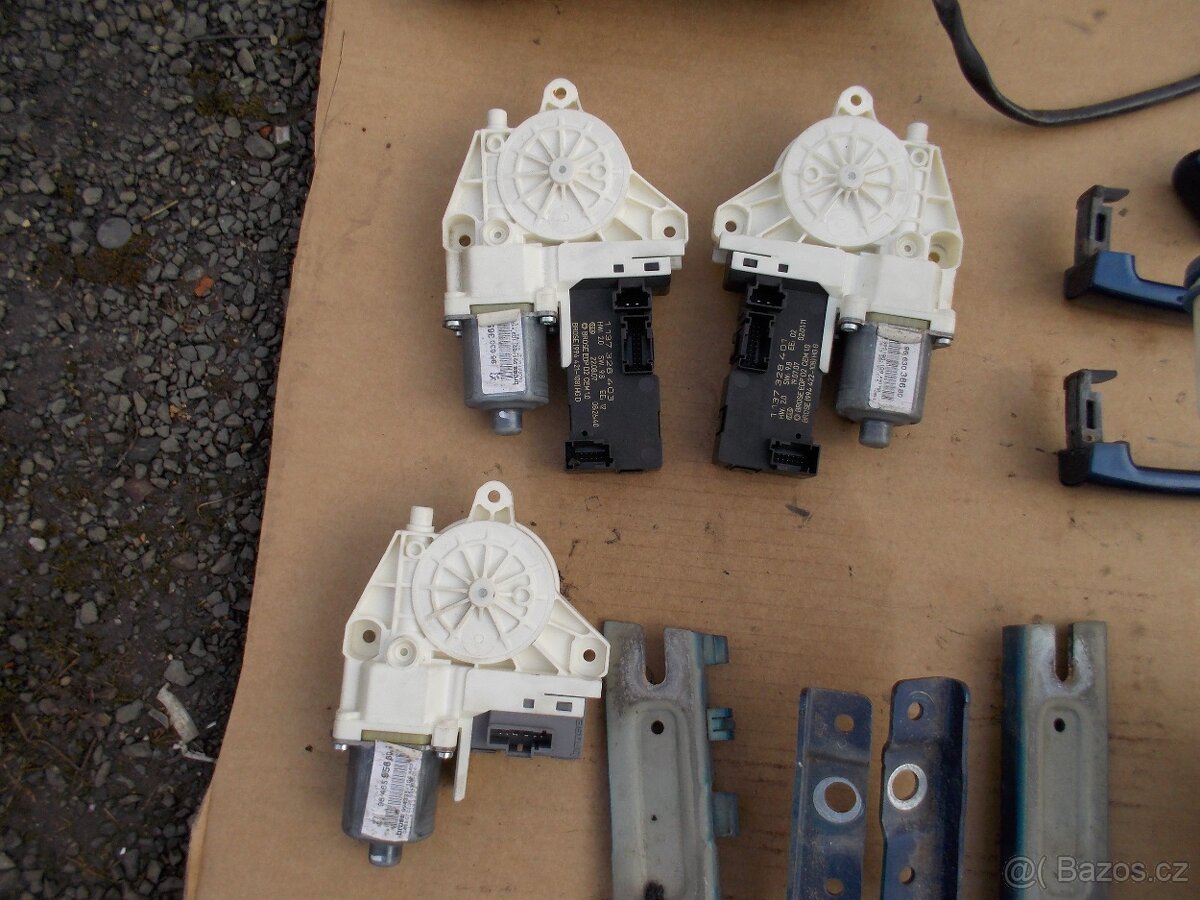 Díly 2. Peugeot 407 SW 2.0HDI 100kw - 3