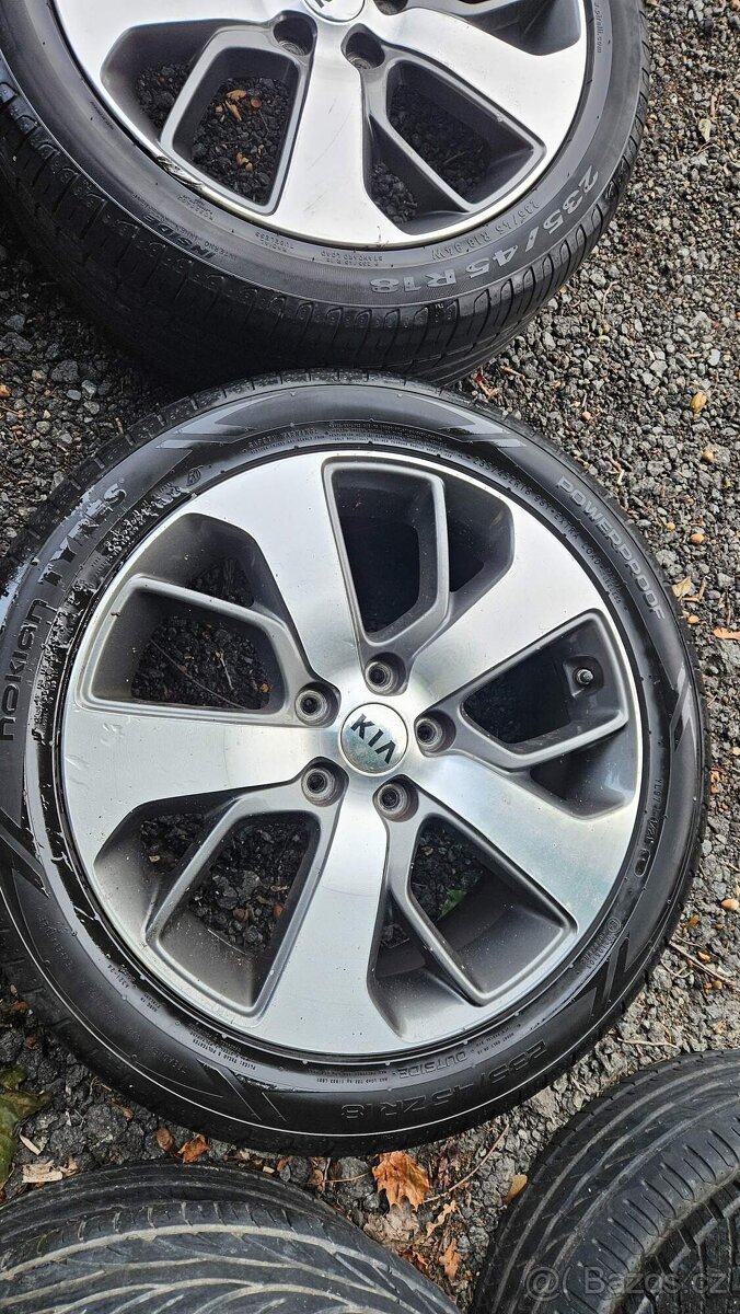 161.sada originální kola KIA 5x114,3 R18 235/45/18 - 3