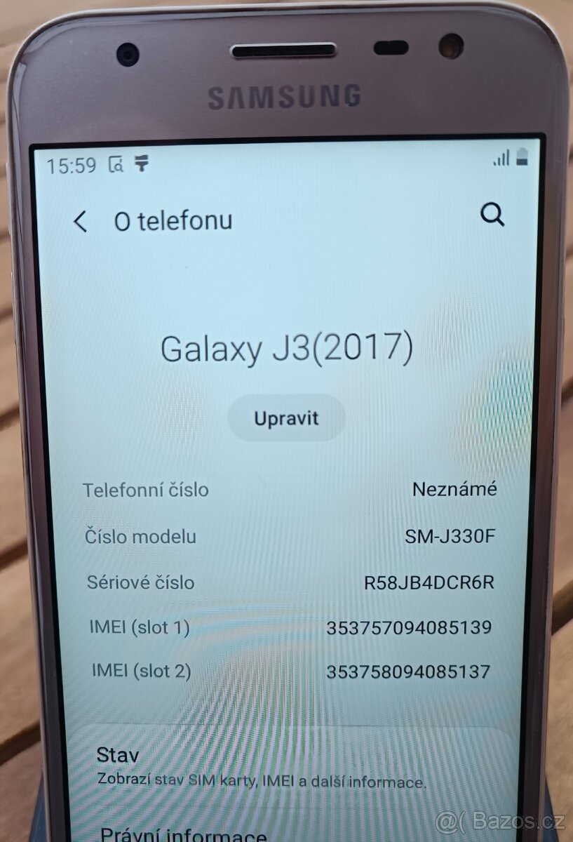 Mobilní telefon Samsung Galaxy J3 2017 J330F Dual SIM - 3
