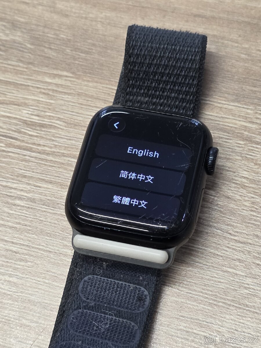 Apple watch SE 2 generace 40mm - 3