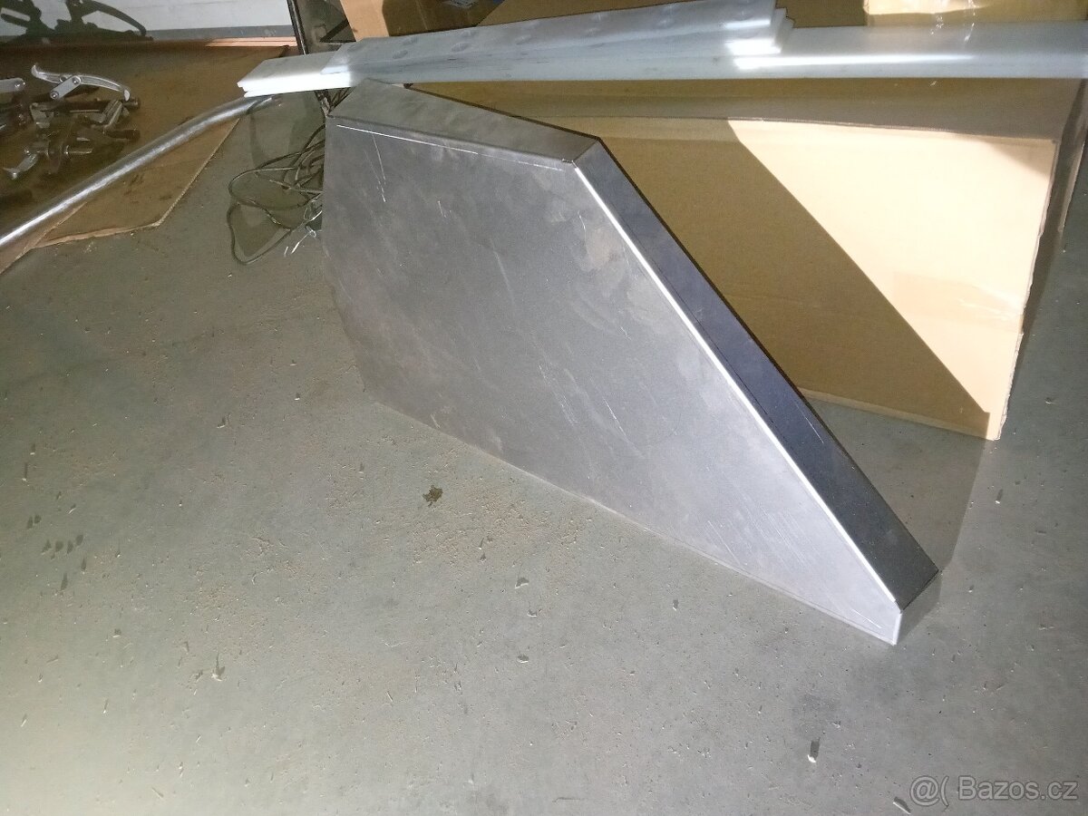 Prodáme usměrňovací plechy desky drtiče na newholland Cx,Cr - 3