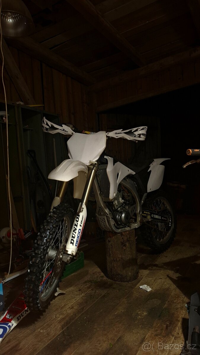 Yamaha yzf 250 - 3