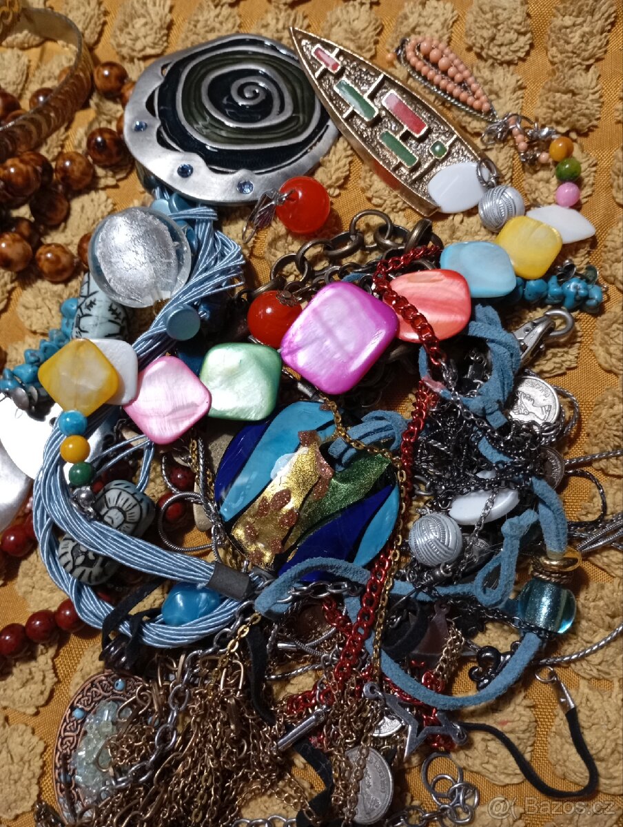 Bižuterie - 3