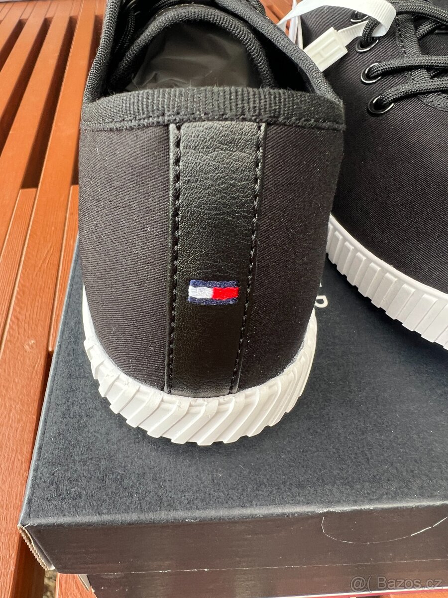 Plátěné tenisky Tommy Hilfiger, vel. 38 - 3