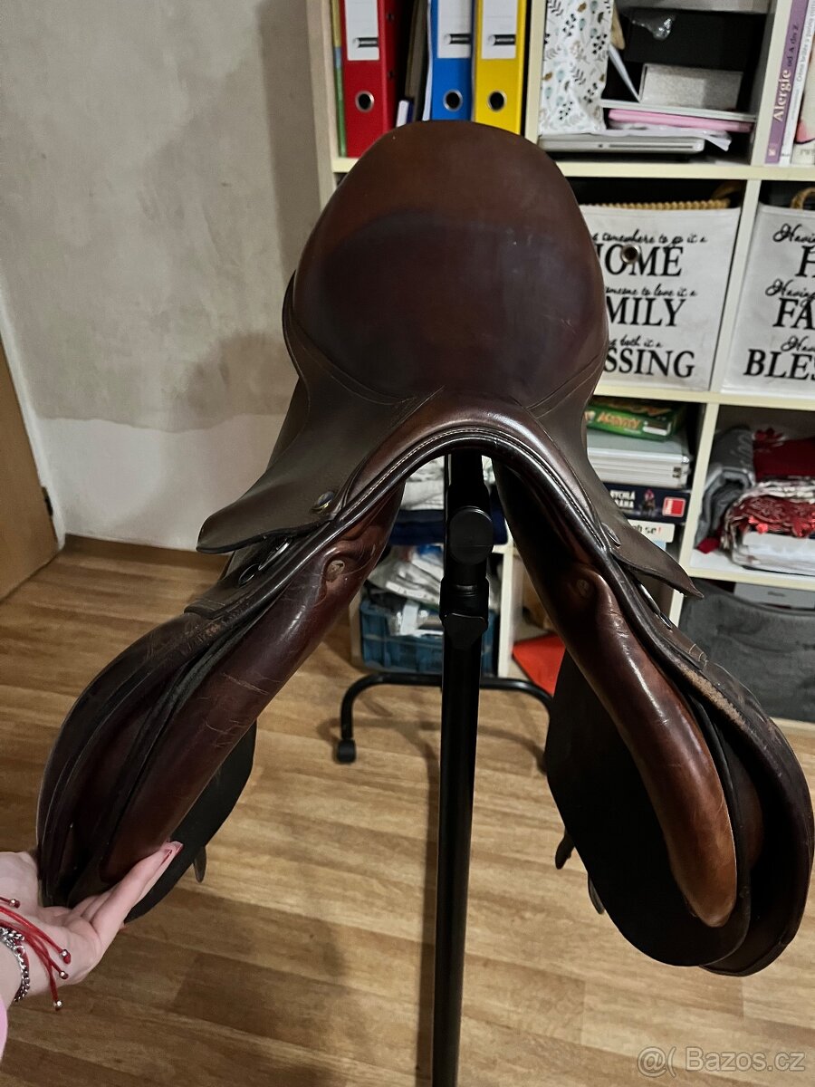 Skokové sedlo John Whitaker - 3